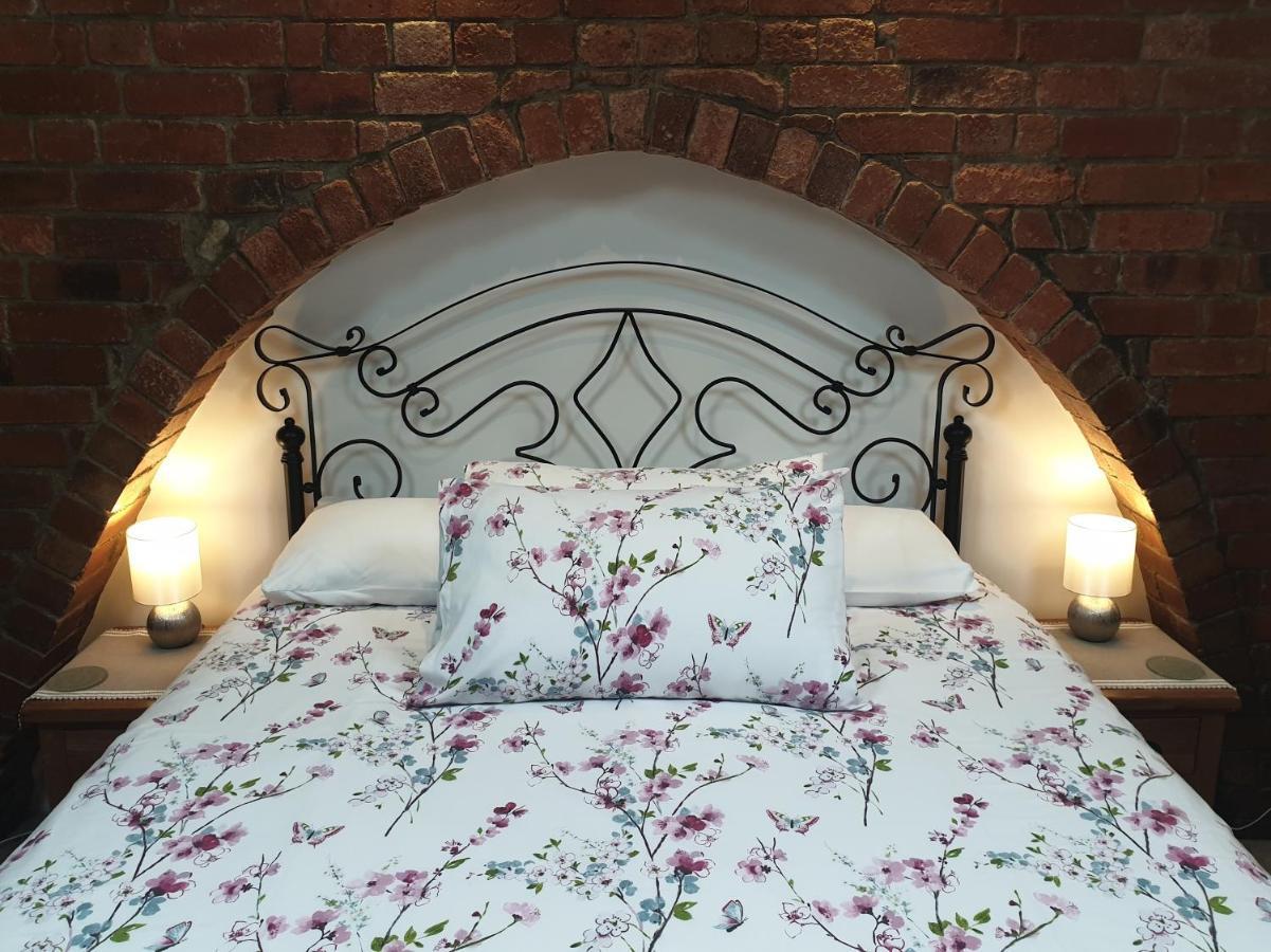 Lyndene Bed and Breakfast Penistone Buitenkant foto